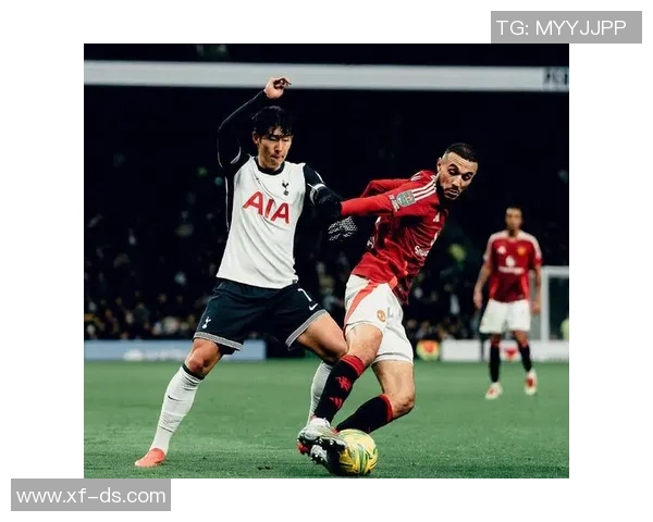 热刺与曼联激战正酣图文直播全程回顾与精彩瞬间分享