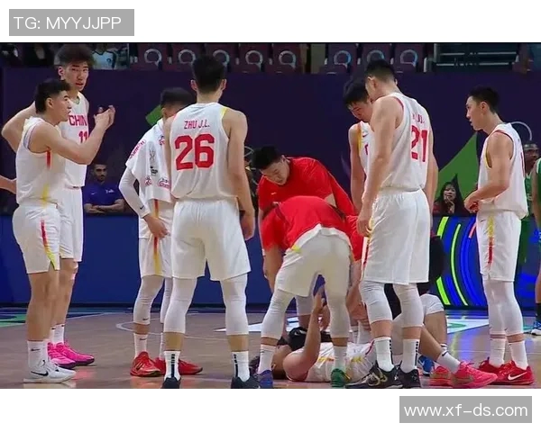 印度与中国男篮激战视频回顾精彩瞬间与精彩表现分析